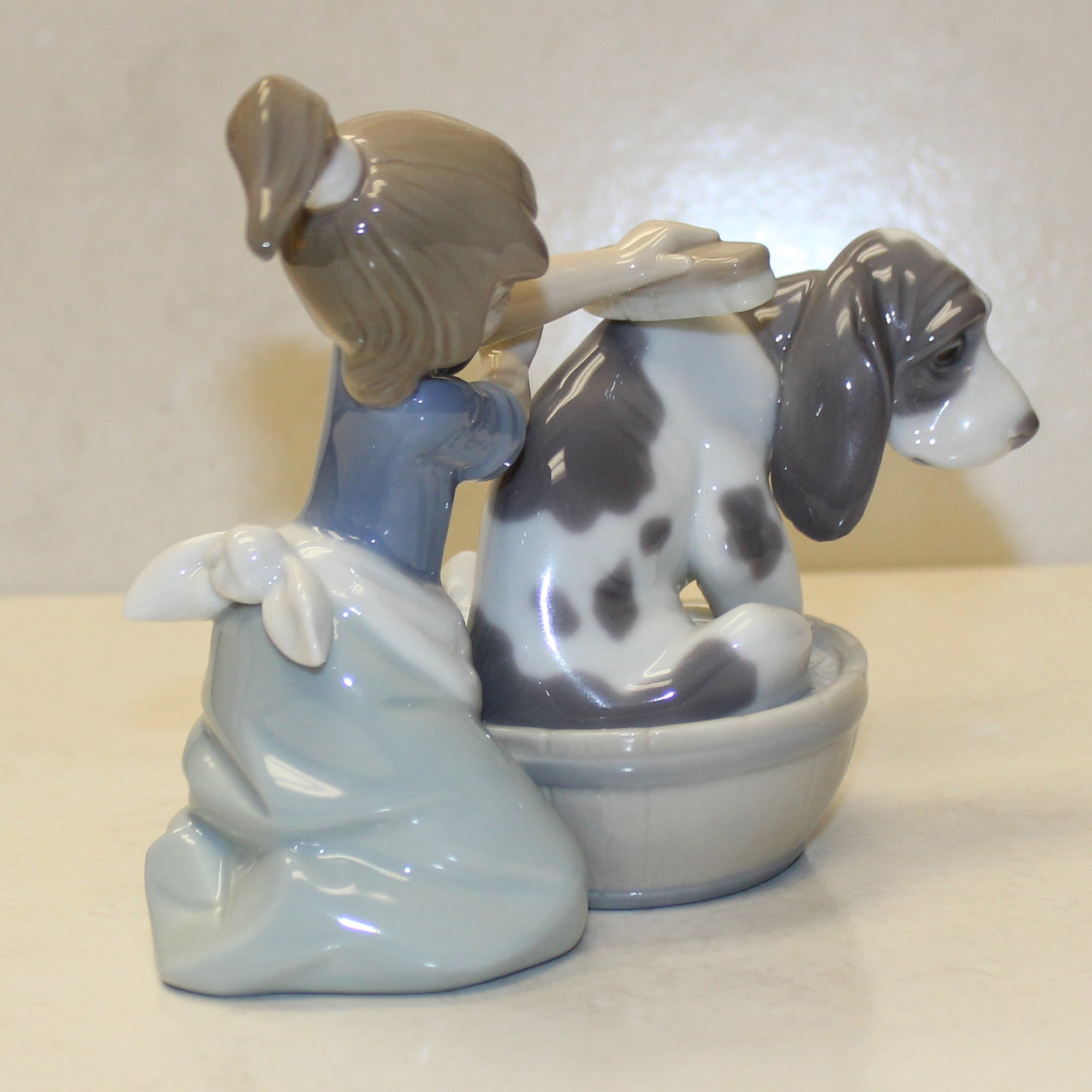 Lladró Sculture Il Bagno Del Cane Figurina Porcellana Ragazza