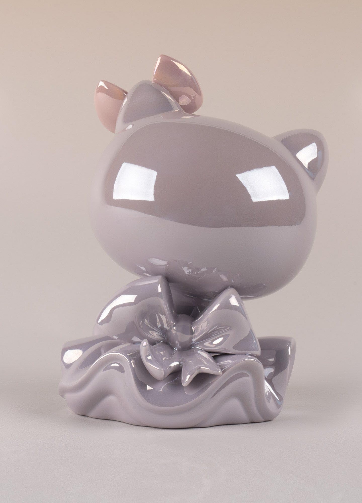 Lladró Hello Kitty scultura pop porcellana bianca
