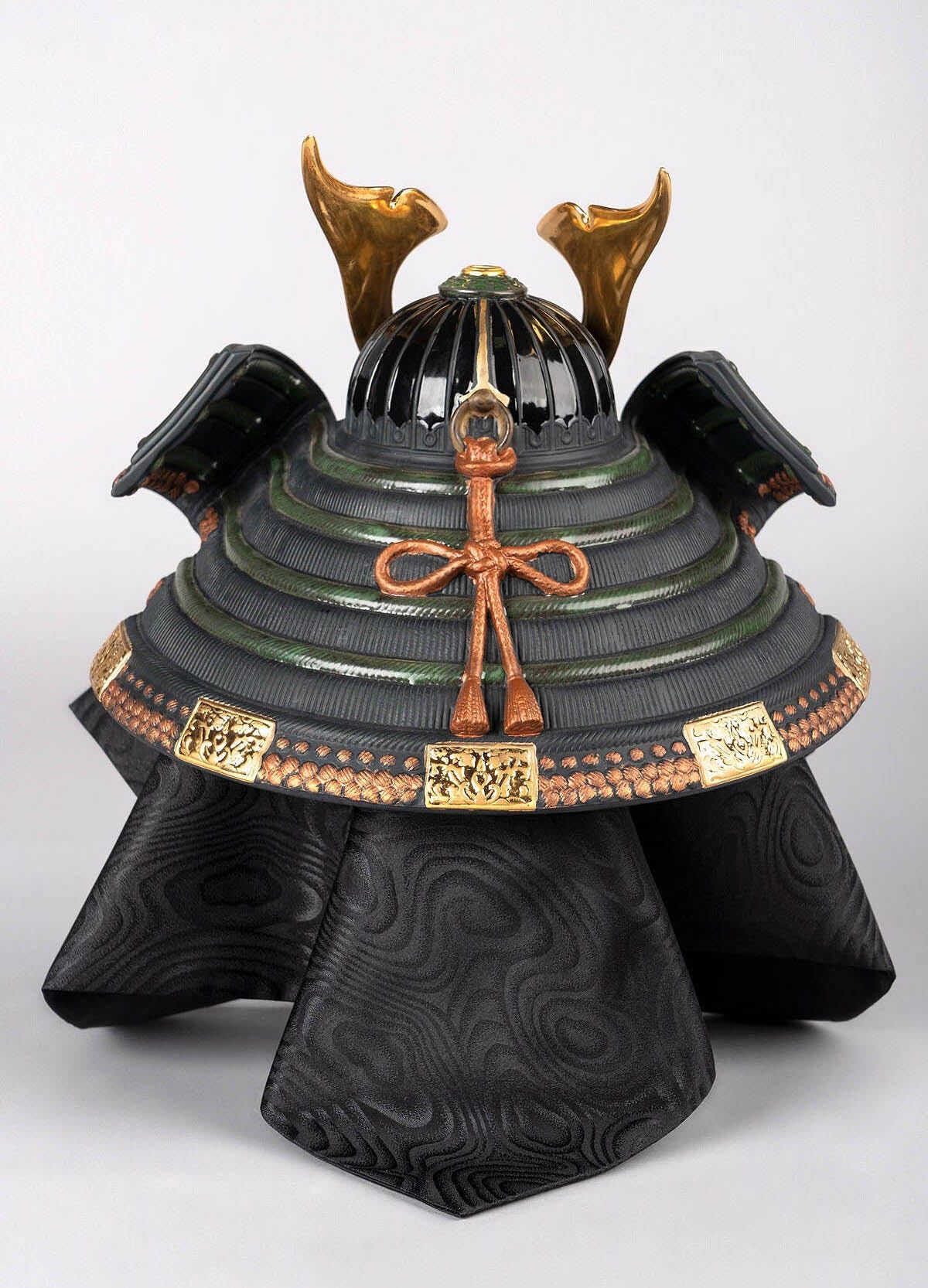 Lladró Sculture Casco Samurai figura arancione