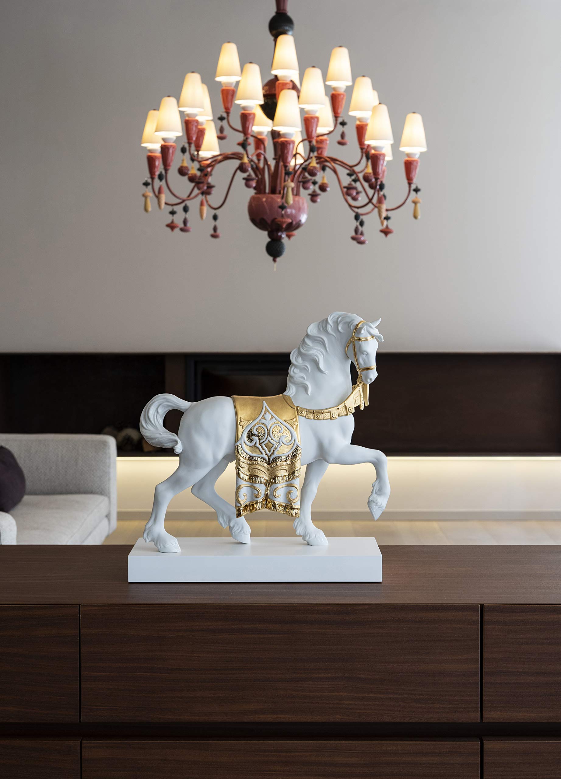 Lladró Alta Porcellana Cavallo Cortigiano scultura lustro oro