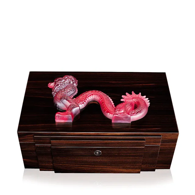 René Lalique Dragon Scatola sigari cristallo rossa L