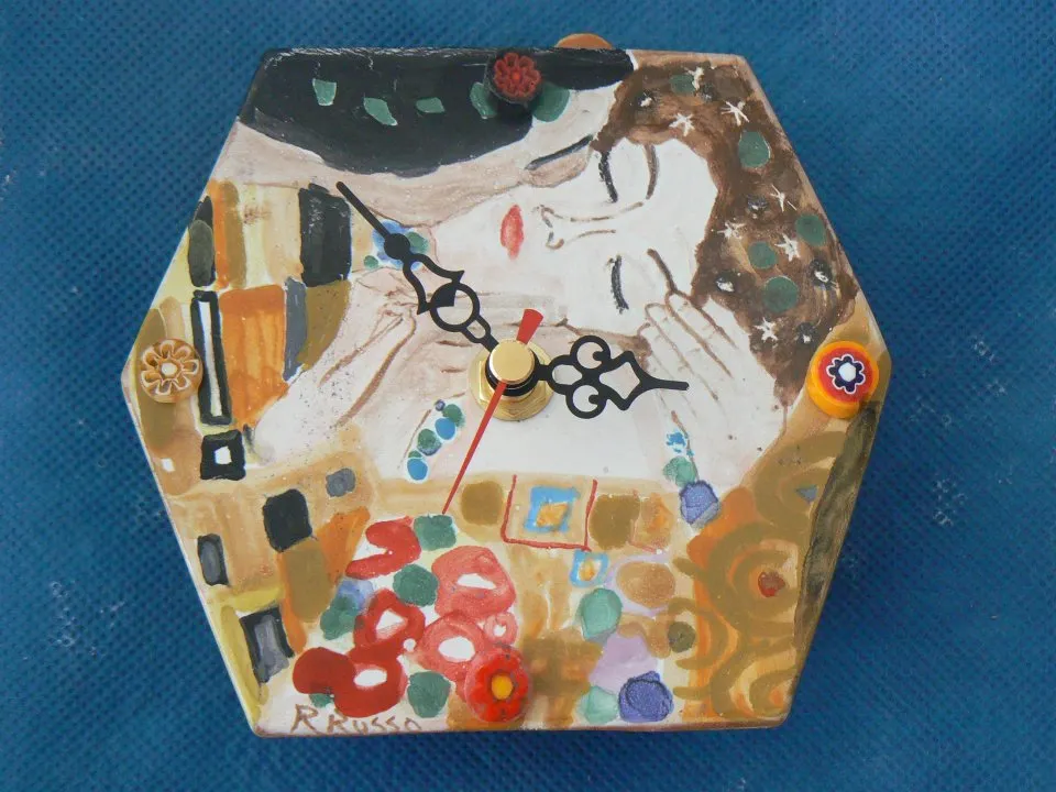 Raffaela Russo Klimt 01 orologio ceramica dipinto a mano oro
