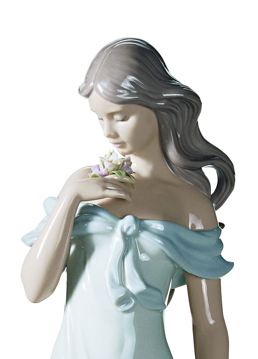 Lladró Sculture Sussurro dei Fiori figurina donna fiori