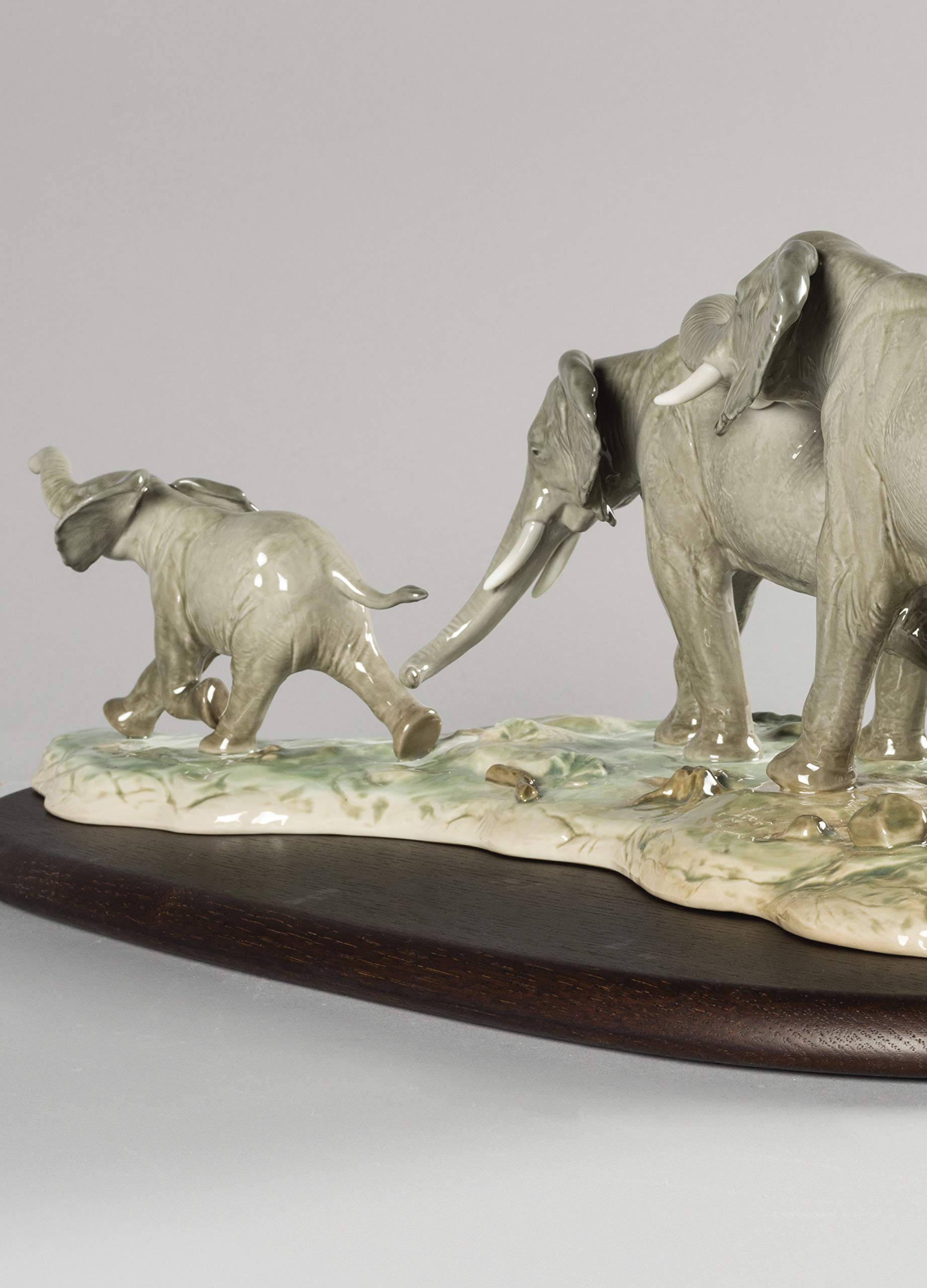 Lladró Seguiamo i Tuoi Passi Scultura Elefanti Porcellana