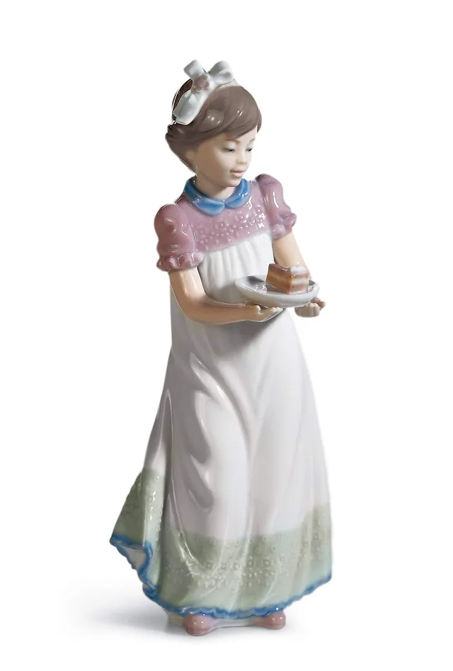 Lladró Sculture Bambina Con Torta figurina porcellana compleanno