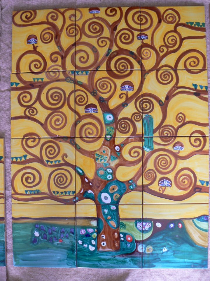 Raffaela Russo Klimt 03 Mattonella in Ceramica Dipinta a Mano
