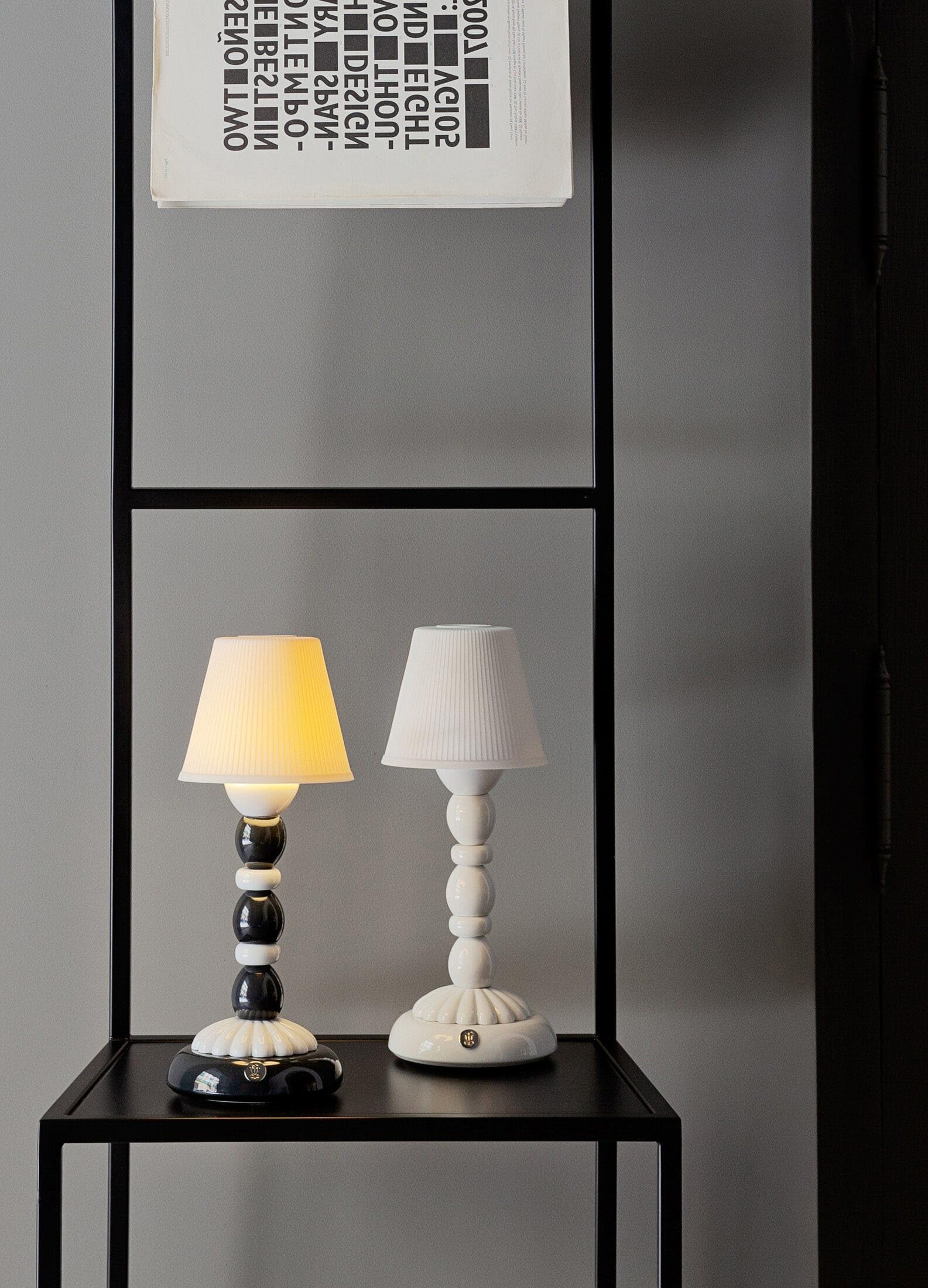 Lladró Firefly Palm 1023763 lampada porcellana nero bianco
