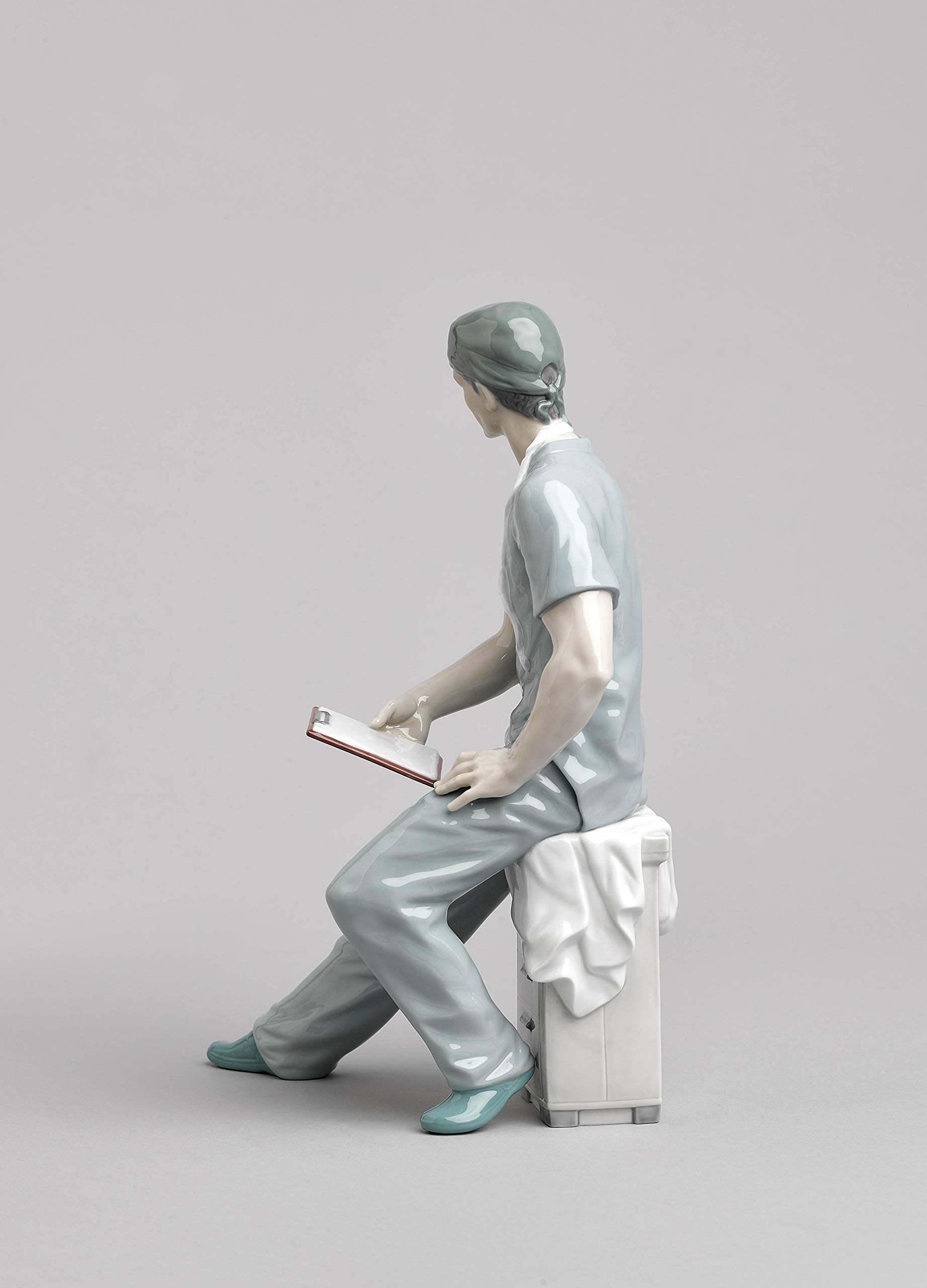 Lladró Sculture Chirurgo figura medico porcellana verde