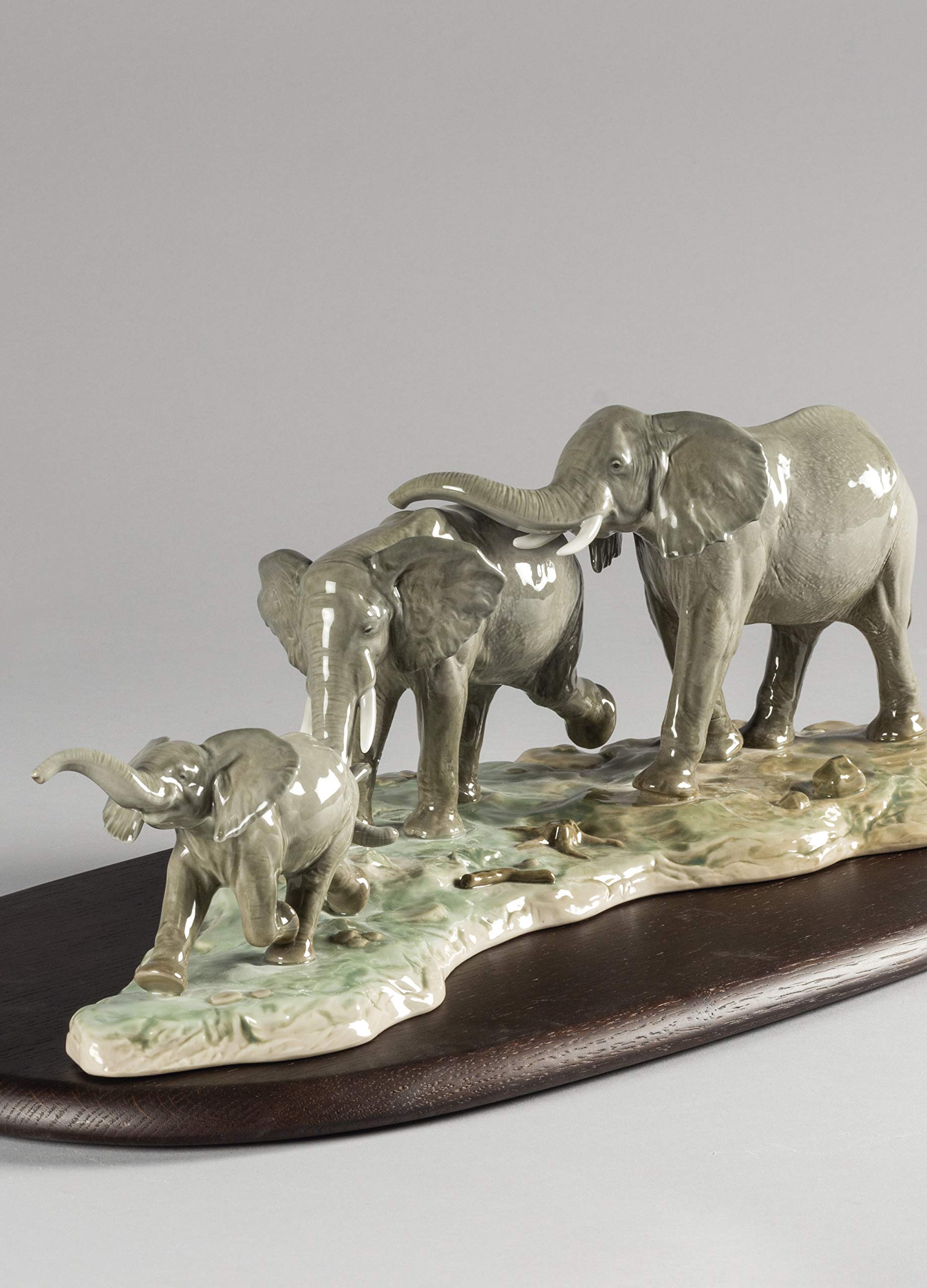 Lladró Seguiamo i Tuoi Passi Scultura Elefanti Porcellana
