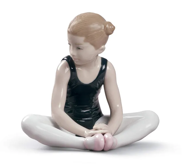 Lladró Sculture Pensando al debutto figurina ballerina 14 cm