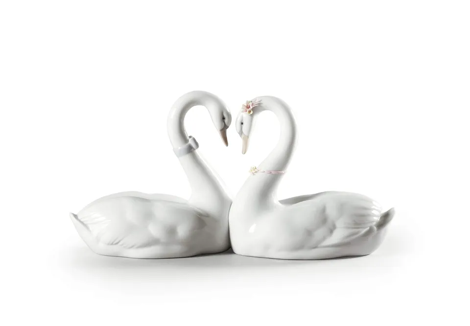 Lladró Sculture Cigni Amore Senza Fine figura porcellana