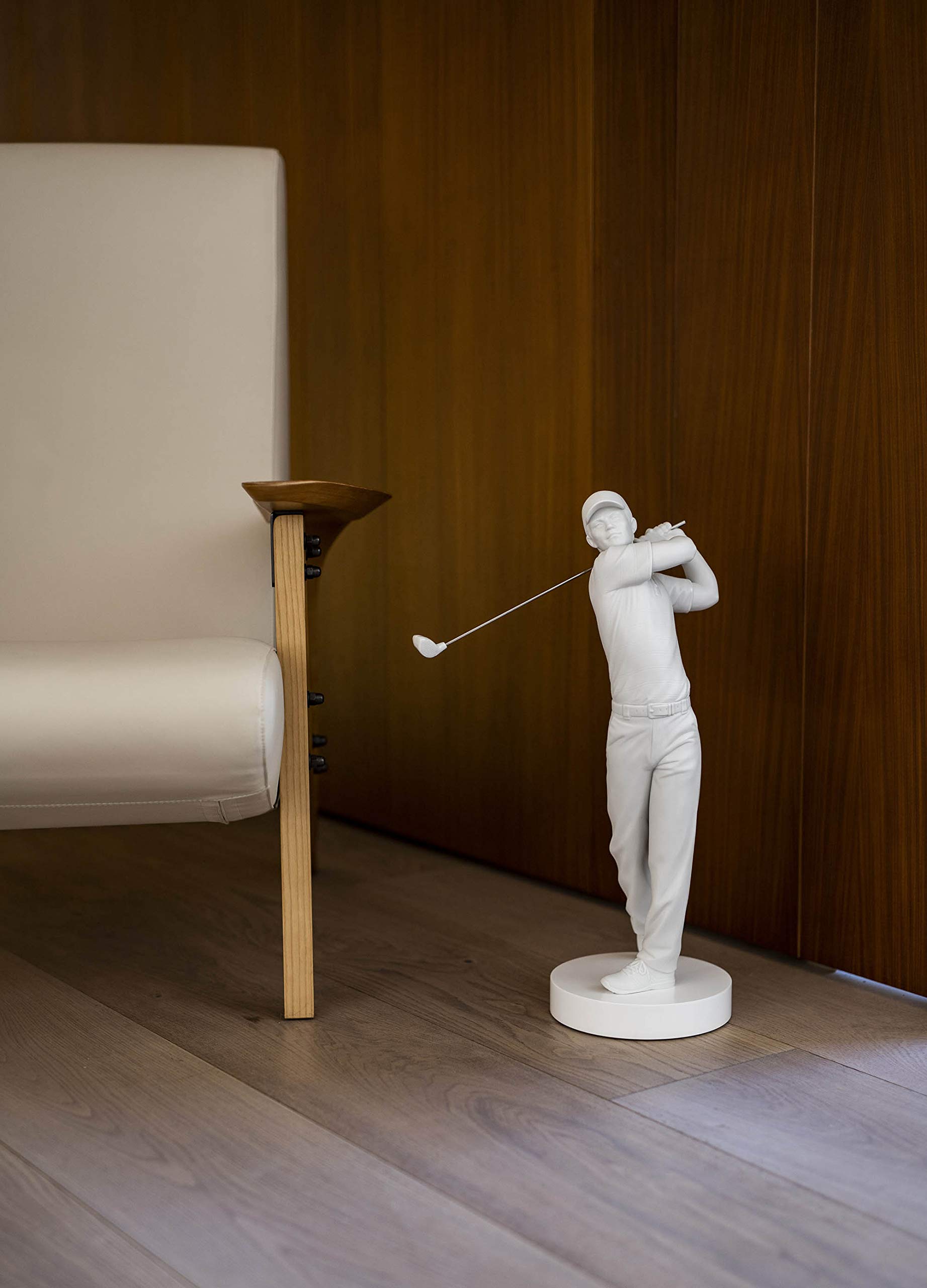 Lladró Sculture Campione di Golf figurina golfista bianco