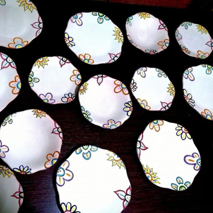 Raffaela Russo Piatto in ceramica da portata 01 per la tavola