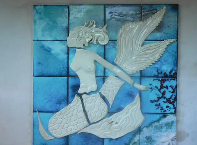 Raffaela Russo Sculture Sirena 03 Scultura Ceramica Dipinta a Mano