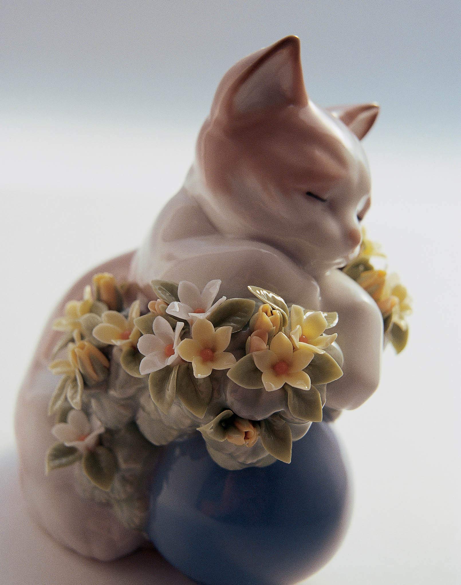 Lladró Sculture Gattino Sognatore figurina porcellana gatto