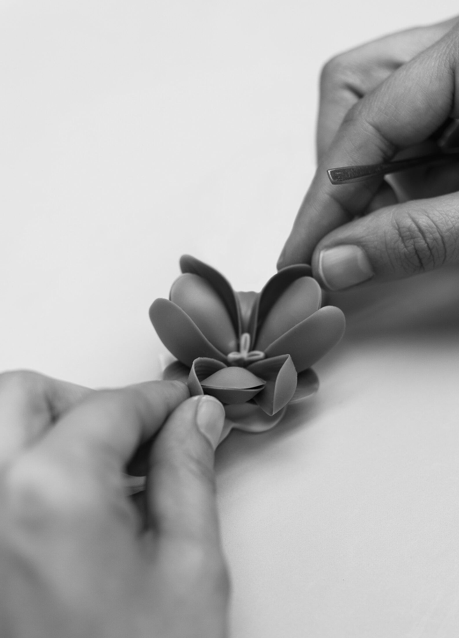 Lladró Orchidea spilla in porcellana fiore fatto a mano