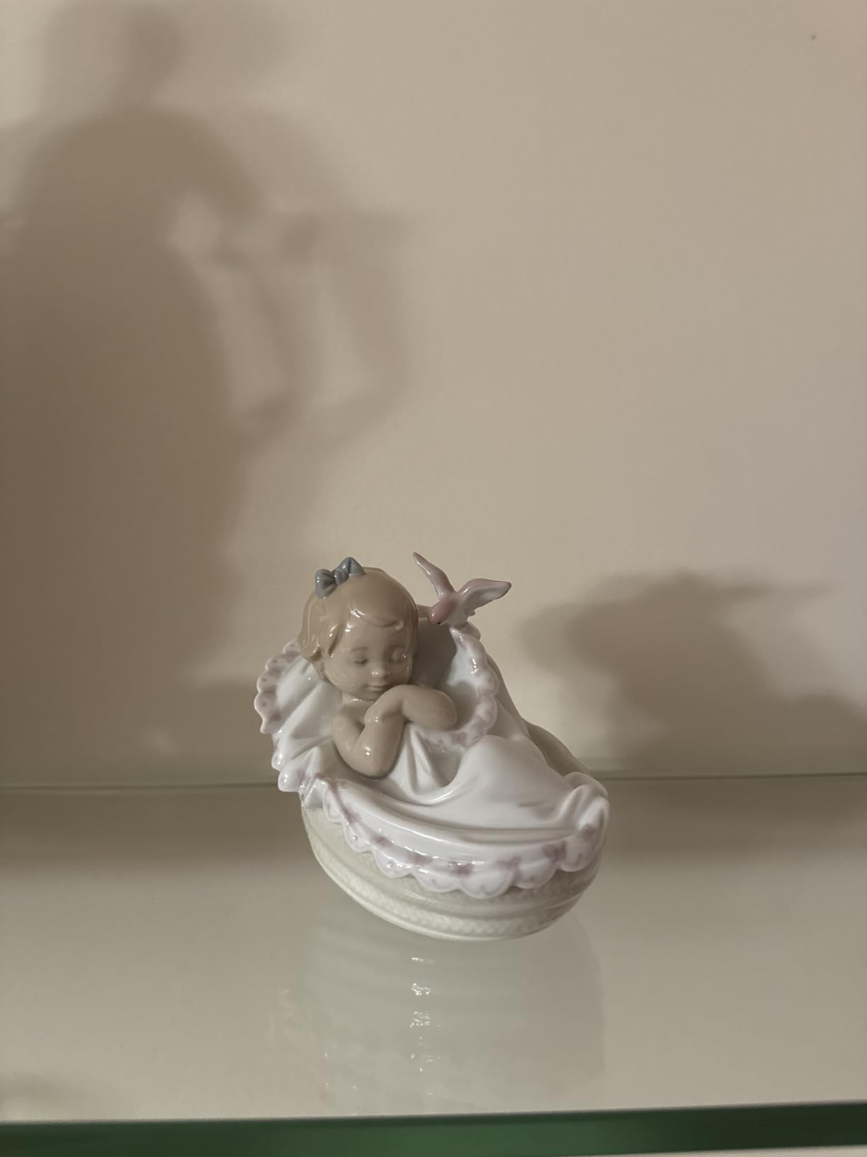 Lladró Sogni D'Oro figurina bambina culla porcellana