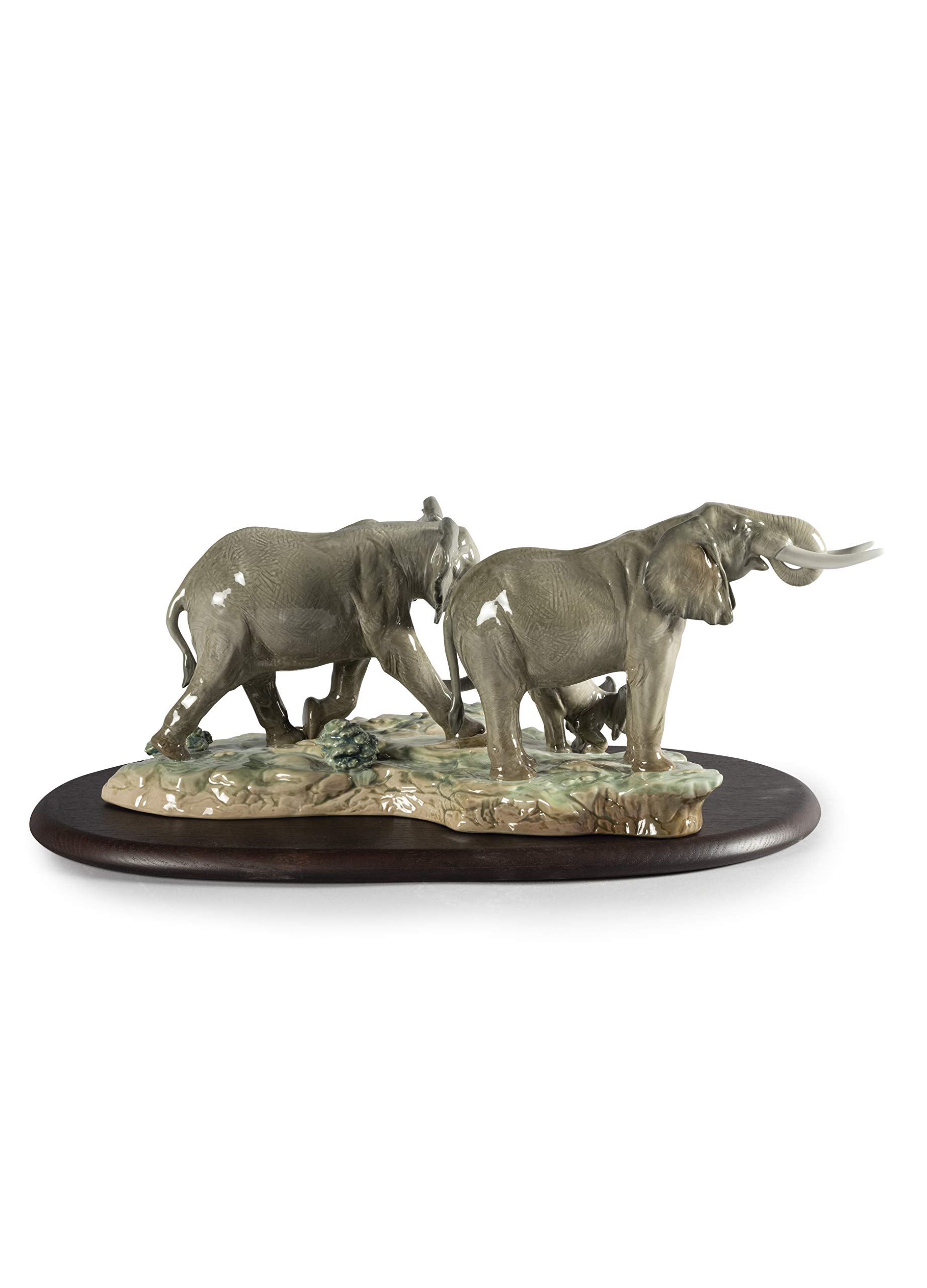 Lladró Una Sosta Lungo il Cammino Scultura Elefante