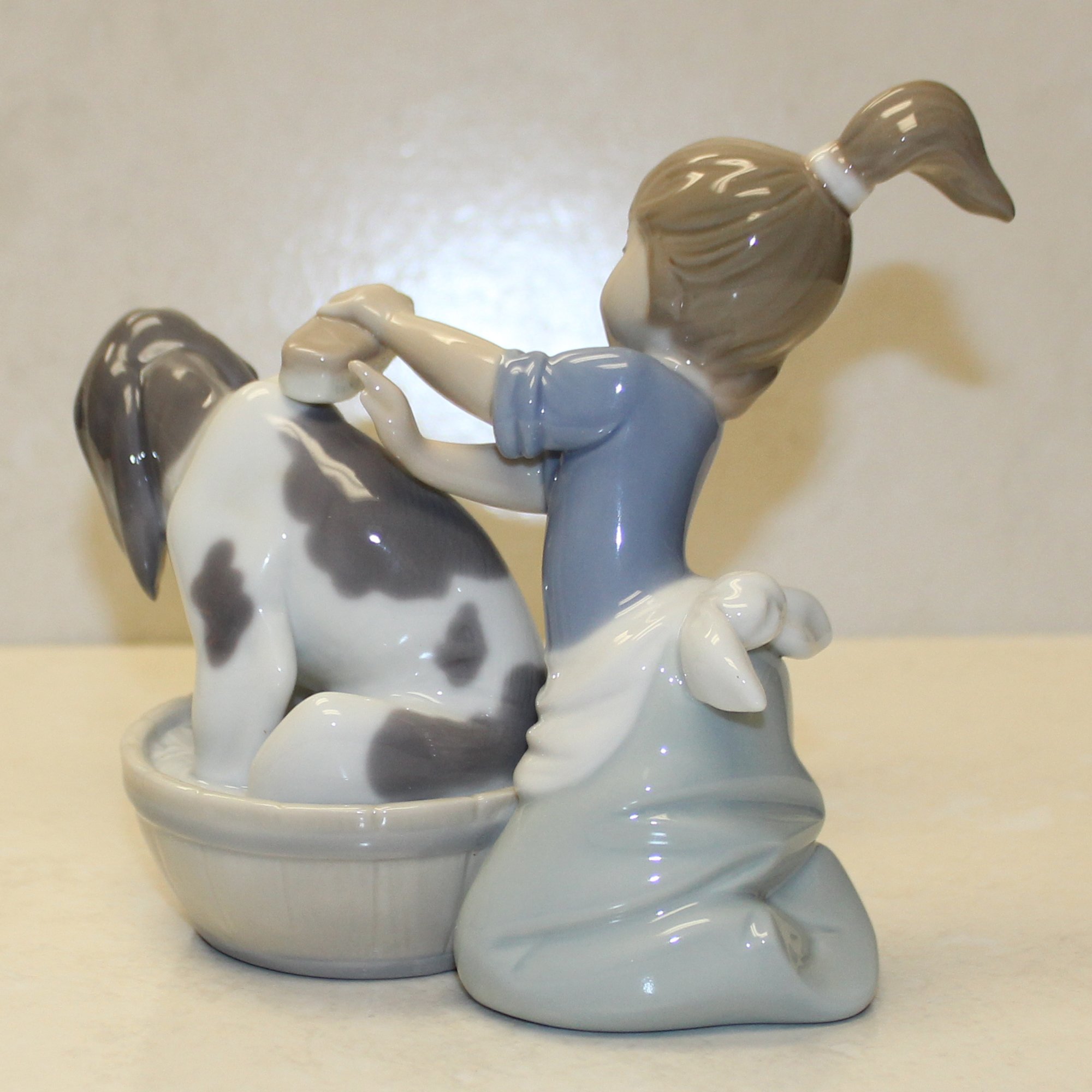 Lladró Sculture Il Bagno Del Cane Figurina Porcellana Ragazza