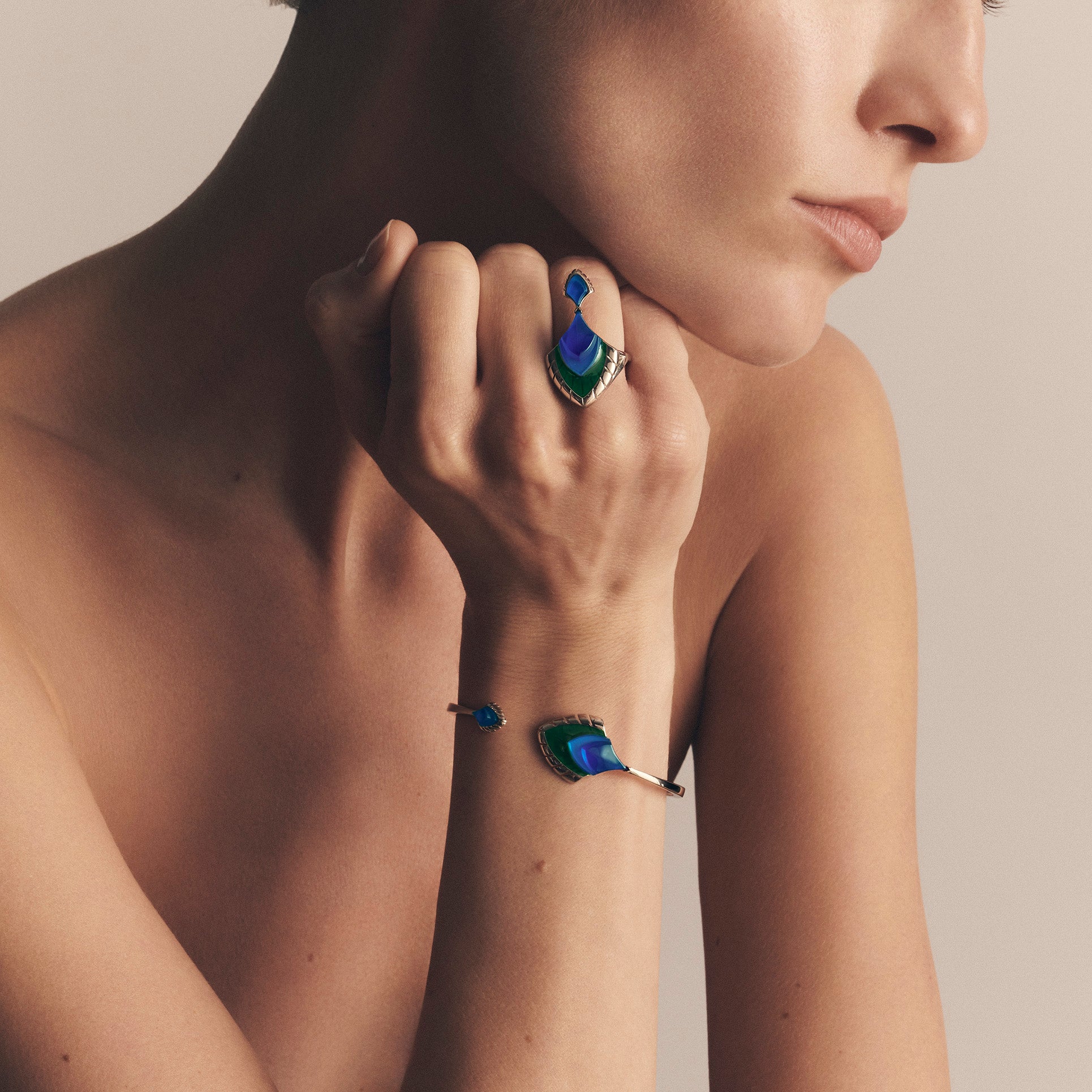 René Lalique Paon bracciale cristallo blu taglia L
