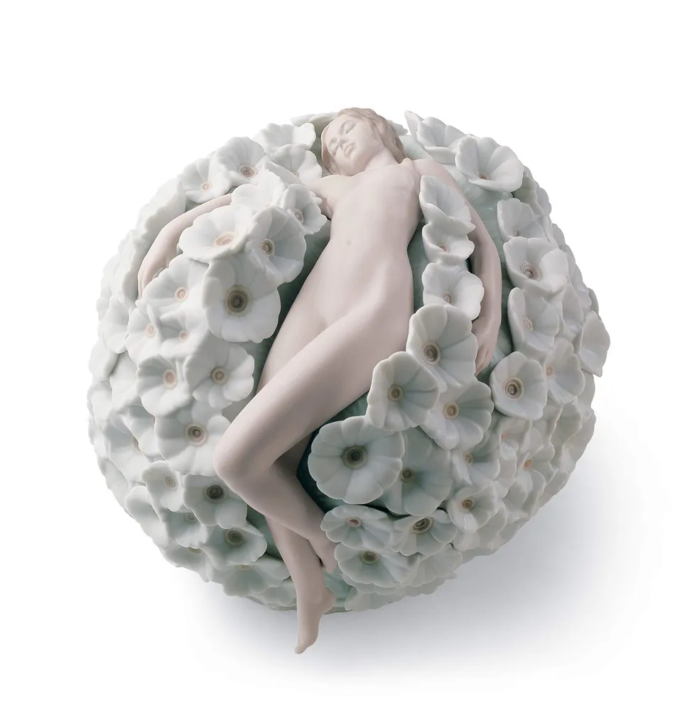 Lladró Sogno tra i Fiori figurina porcellana donna con fiori