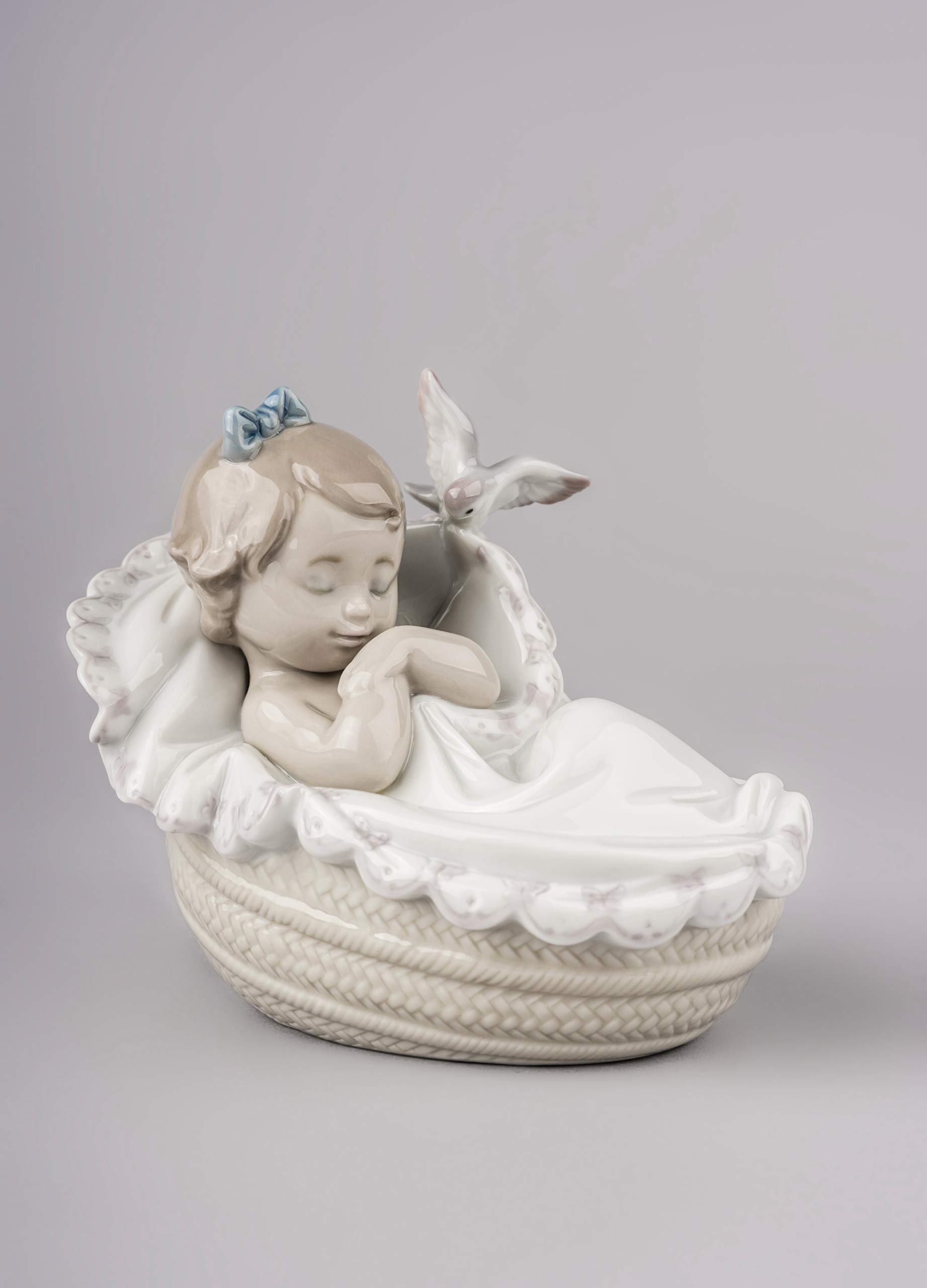 Lladró Sogni D'Oro figurina bambina culla porcellana
