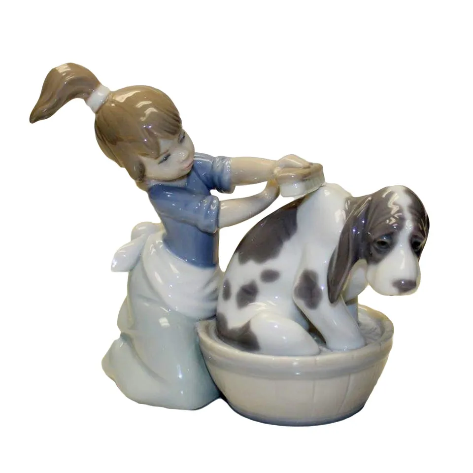 Lladró Sculture Il Bagno Del Cane Figurina Porcellana Ragazza