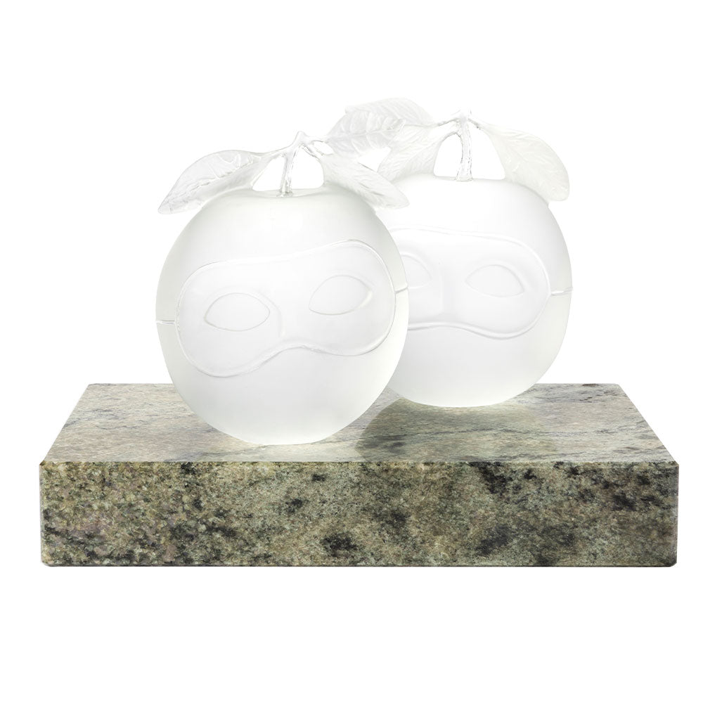 Lalique Art Le Prêtre marié scultura mela sinistra 2023
