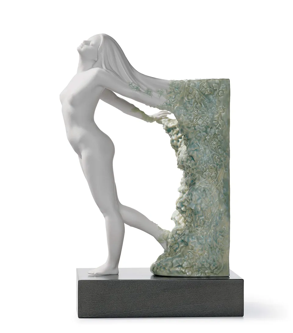 Lladró Renovatio Figura Donna Porcellana Scultura