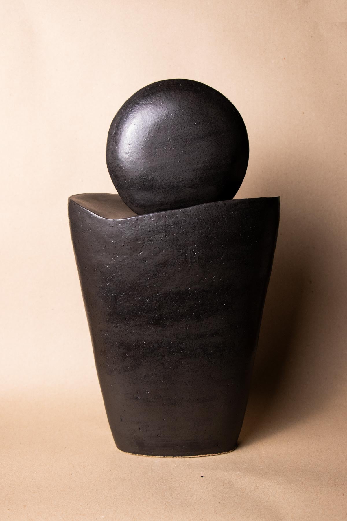 ClaireLune Serie Luna Luna Nuova I scultura grès nero 37cm