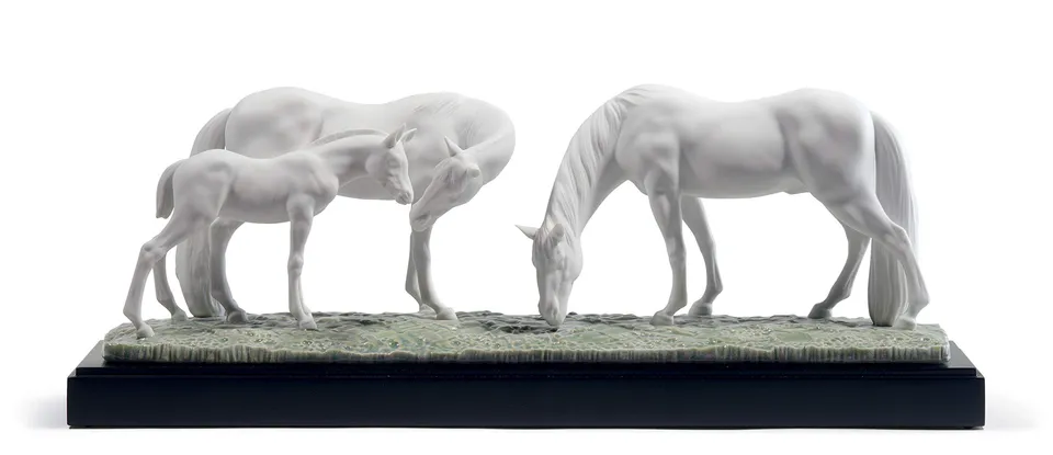 Lladró Alta Porcellana Cavalli nel Prato scultura cavalli