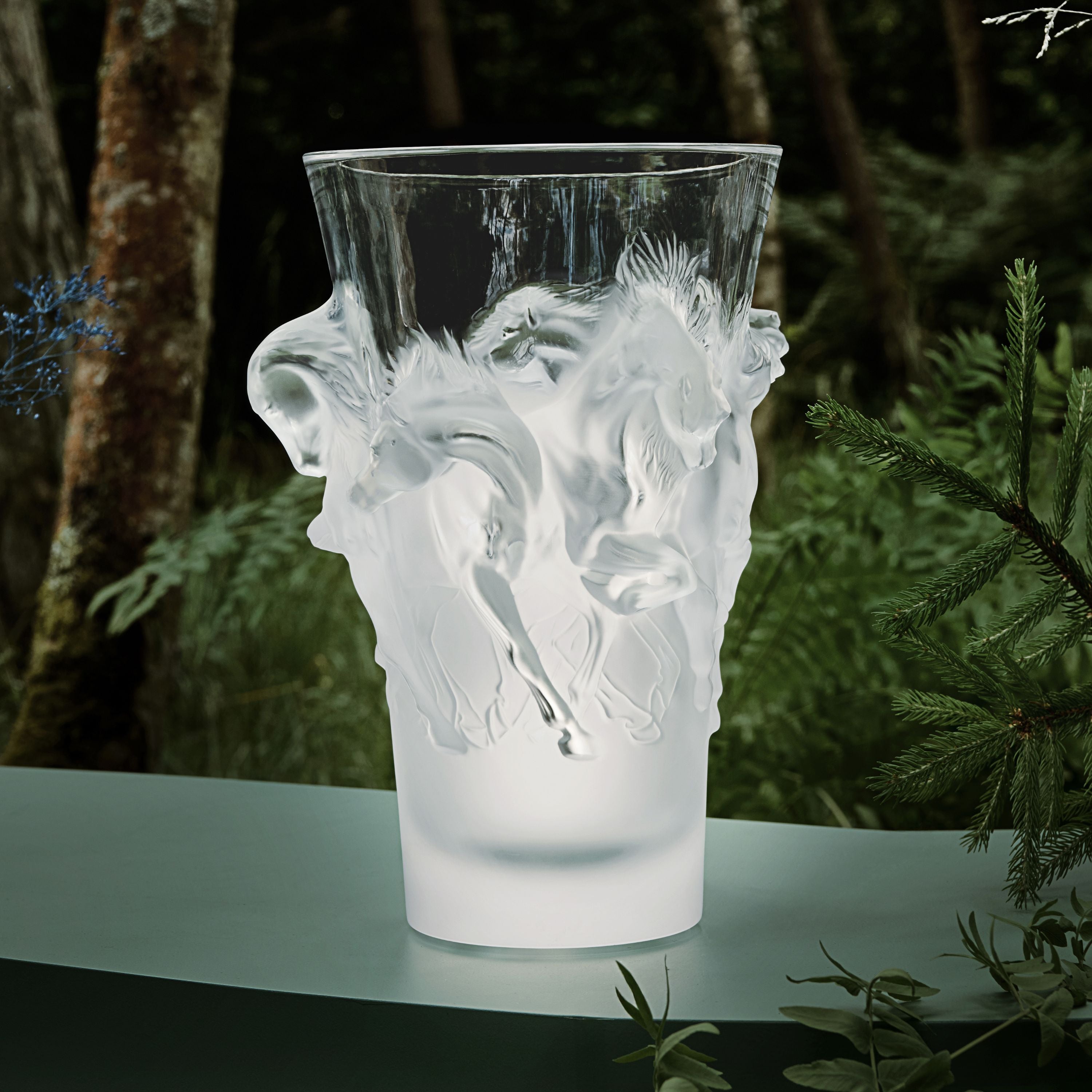 Lalique Equus Vaso in Cristallo con Cavalli