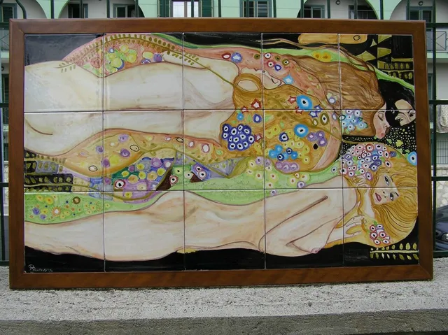 Raffaela Russo Klimt 05 mattonella ceramica dipinta a mano
