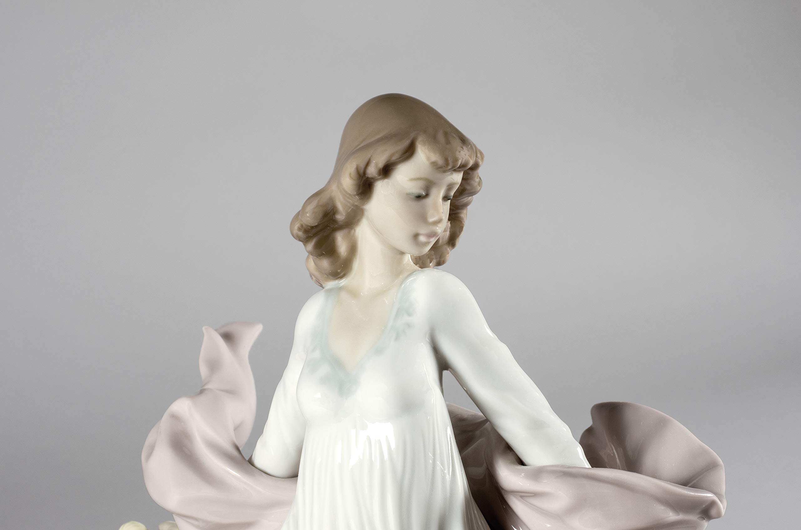 Lladró Sculture Splendore Primaverile statuetta donna porcellana