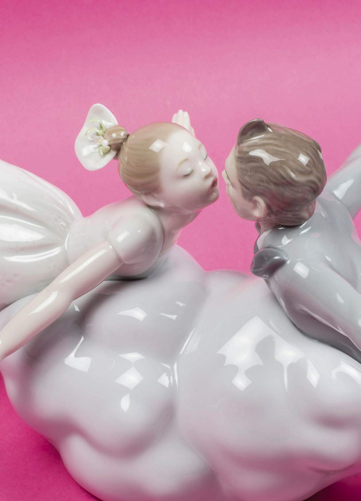 Lladró Amore nell'Aria figurina coppia porcellana fatta a mano