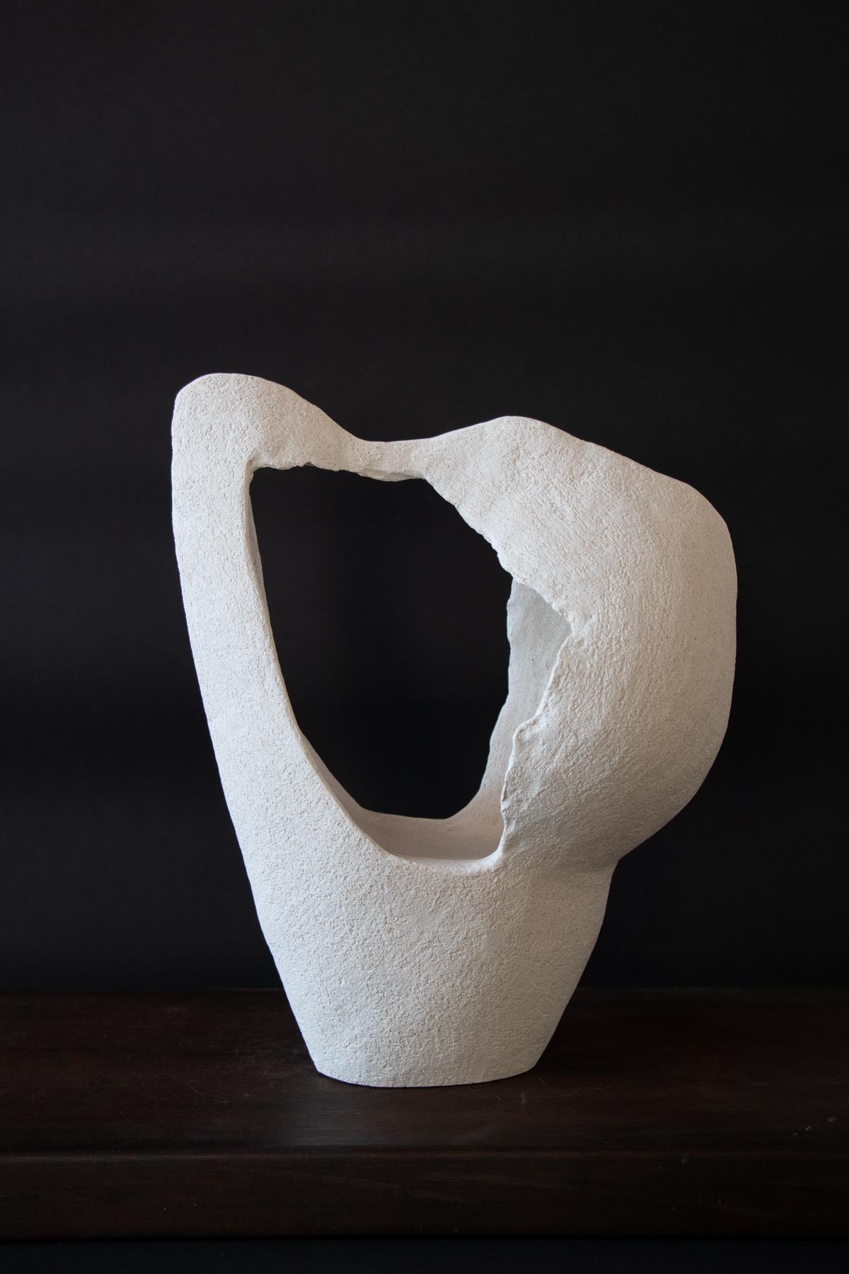 ClaireLune Untitled I scultura ceramica pezzo unico bianco