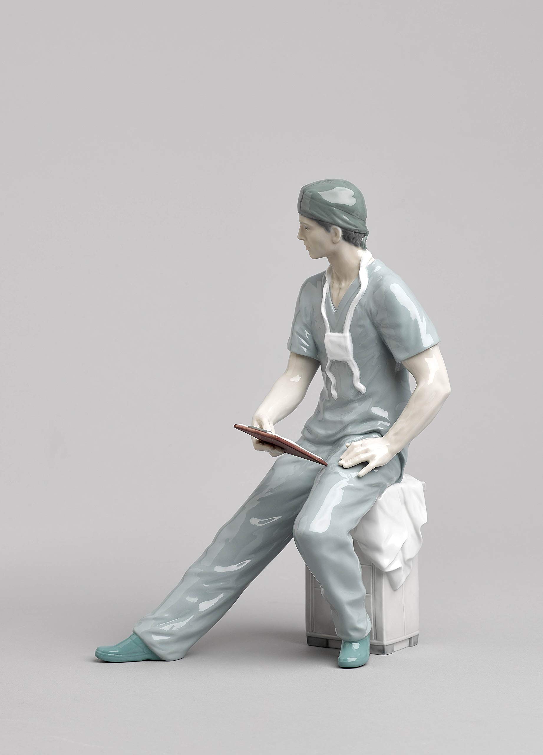 Lladró Sculture Chirurgo figura medico porcellana verde