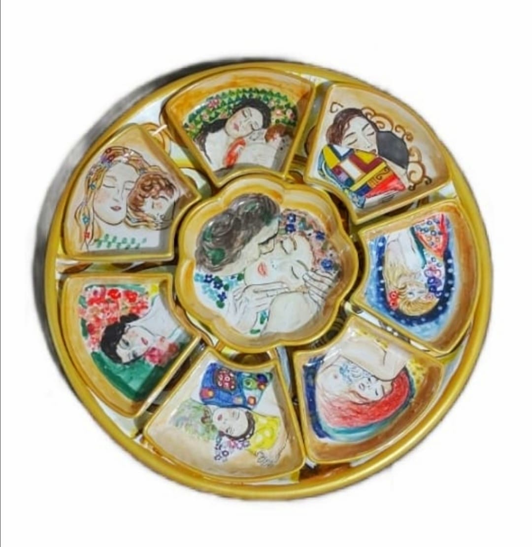 Raffaela Russo Klimt Cena fredda Klimt set ceramica dipinta