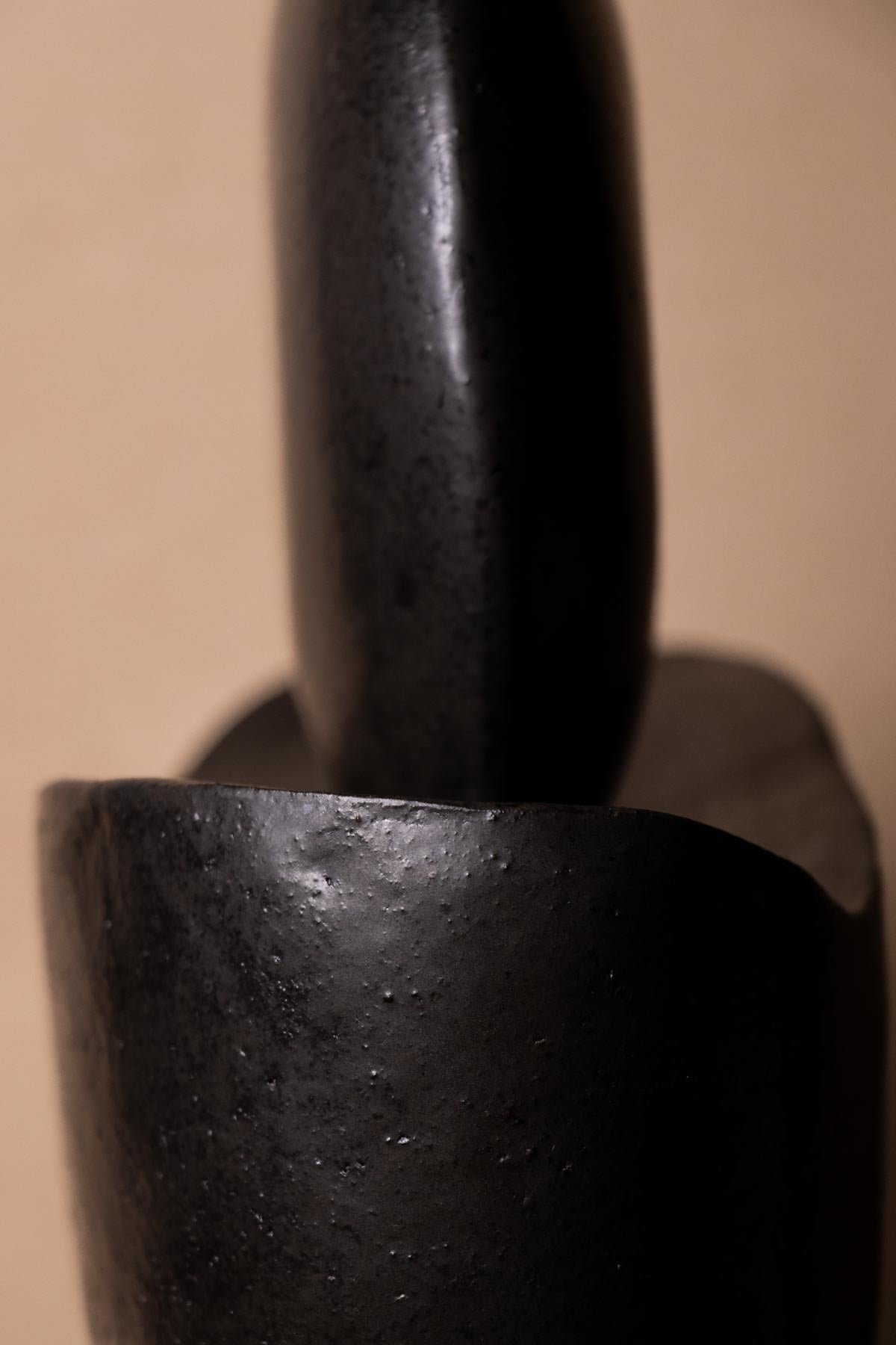 ClaireLune Serie Luna Luna Nuova I scultura grès nero 37cm