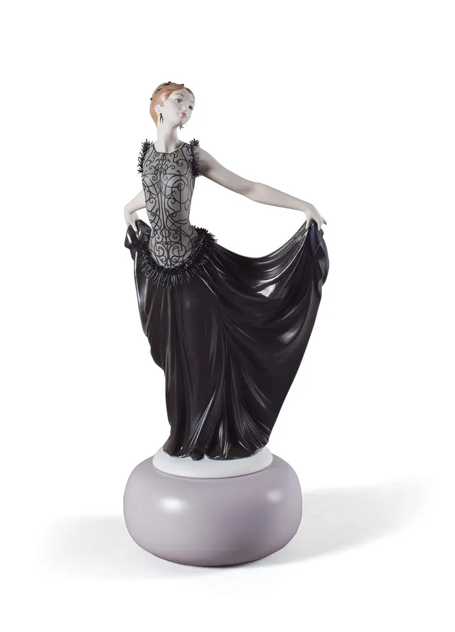 Lladró Haute Allure Raffinata Figurina Porcellana Edizione Limitata