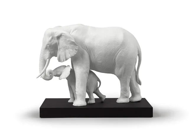 Lladró Alta Porcellana Elefanti Indicando la via scultura bianco