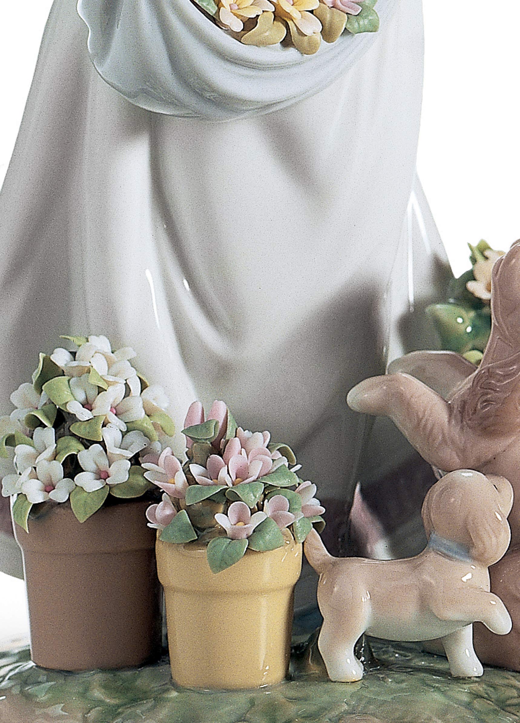 Lladró Sculture Coccole in Giardino figurina porcellana bimba fiori